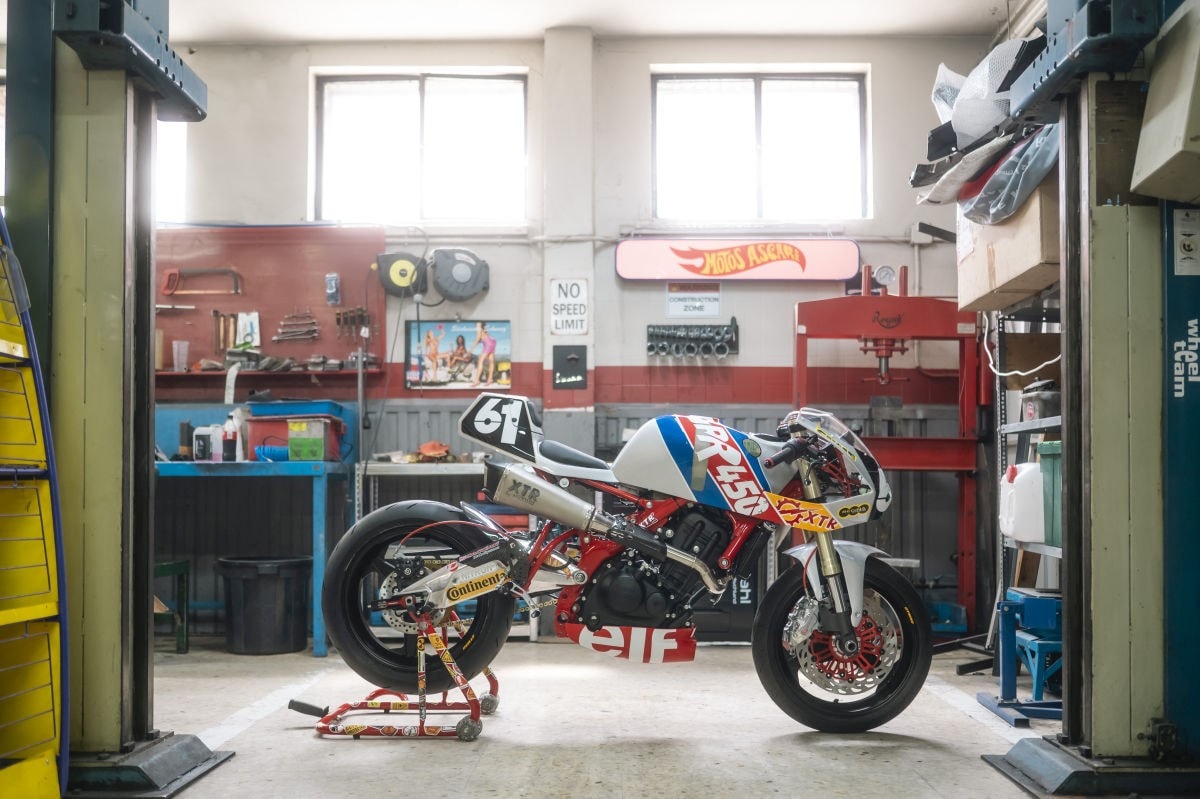 La riconoscete? E' una Royal Enfield Guerrilla 450!